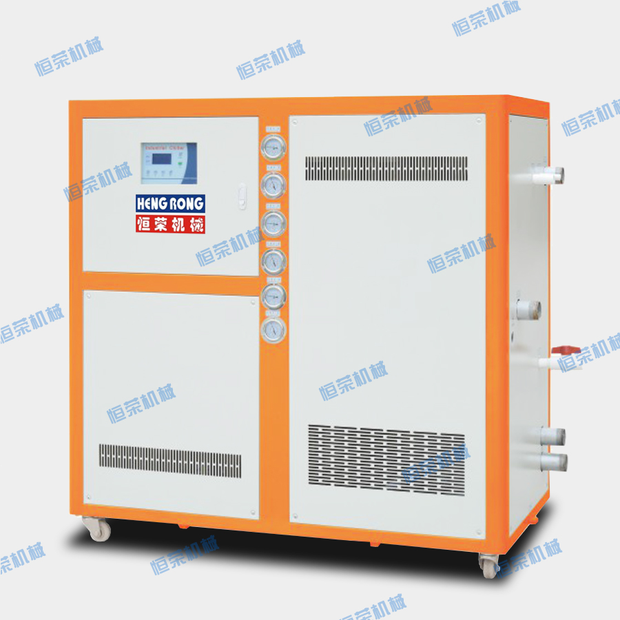 塑料注塑機(jī)為什么要配備工業(yè)冷水機(jī)？
